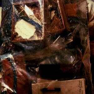 Resellers HUGE JEWELRY LOT OF TONS OF GREAT PACKAGED WOMENS INDIA MADE JEWELRY